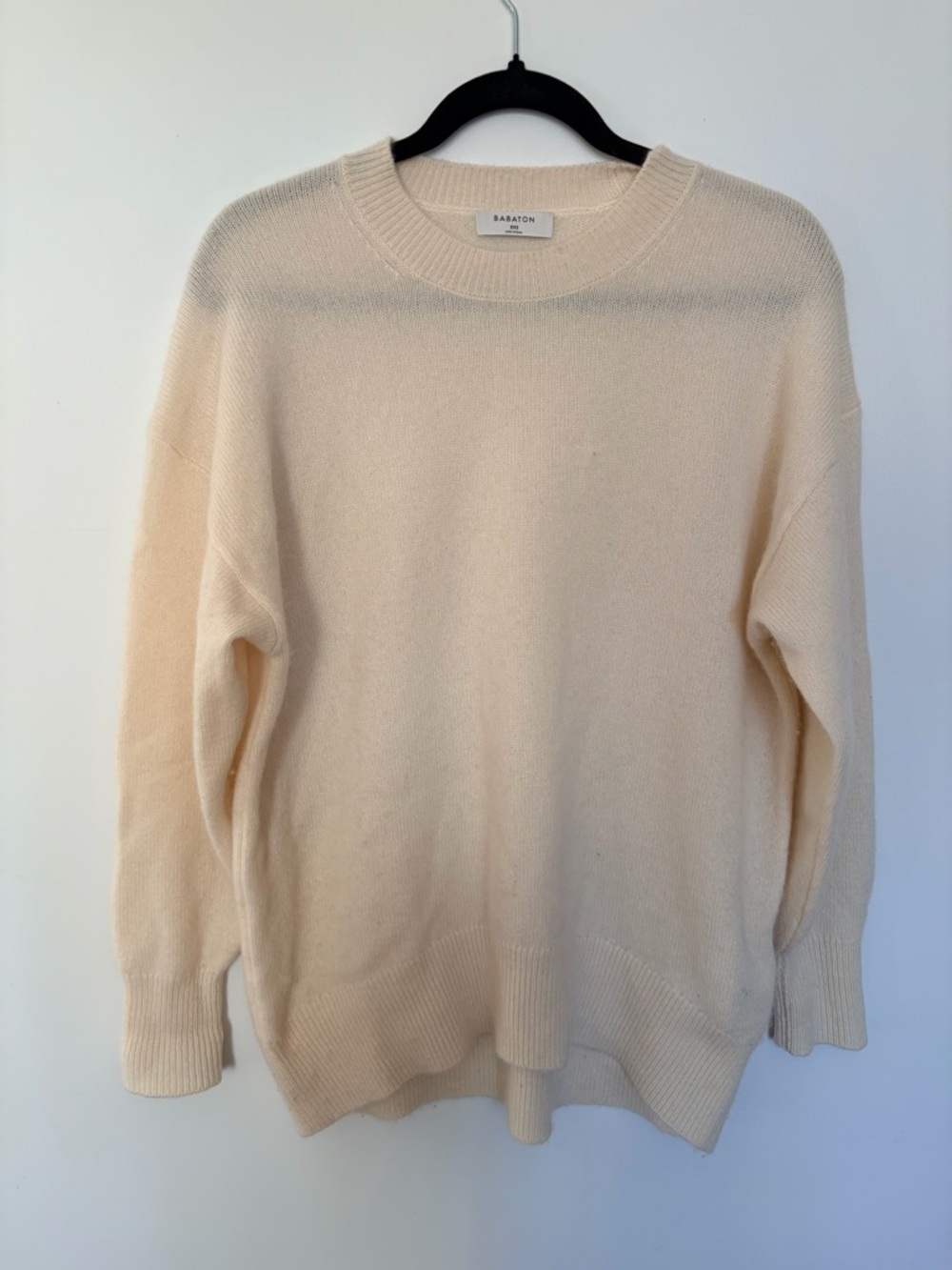 Aritzia Babaton 100% Cashmere Cream Crewneck Sweater - 2XS
